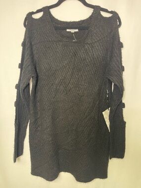 Cutout Long Sleeve Sweater - Black